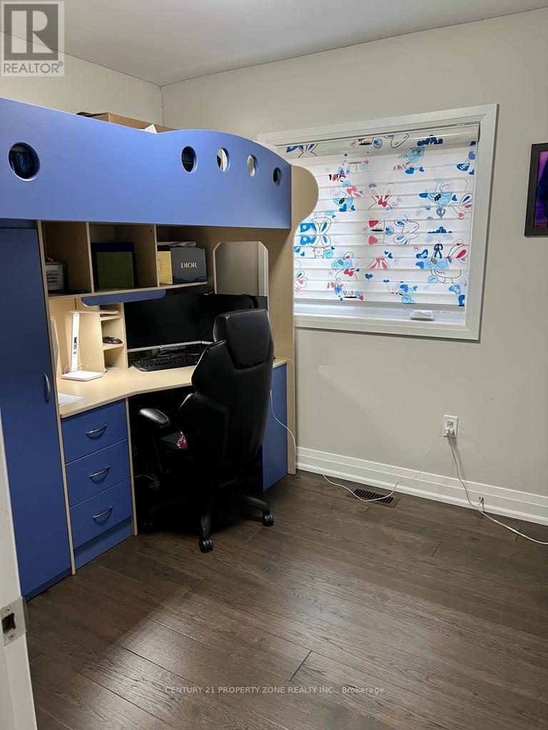 66 Fann Drive, Brampton, Ontario  L7A 4L3 - Photo 27 - W12627322