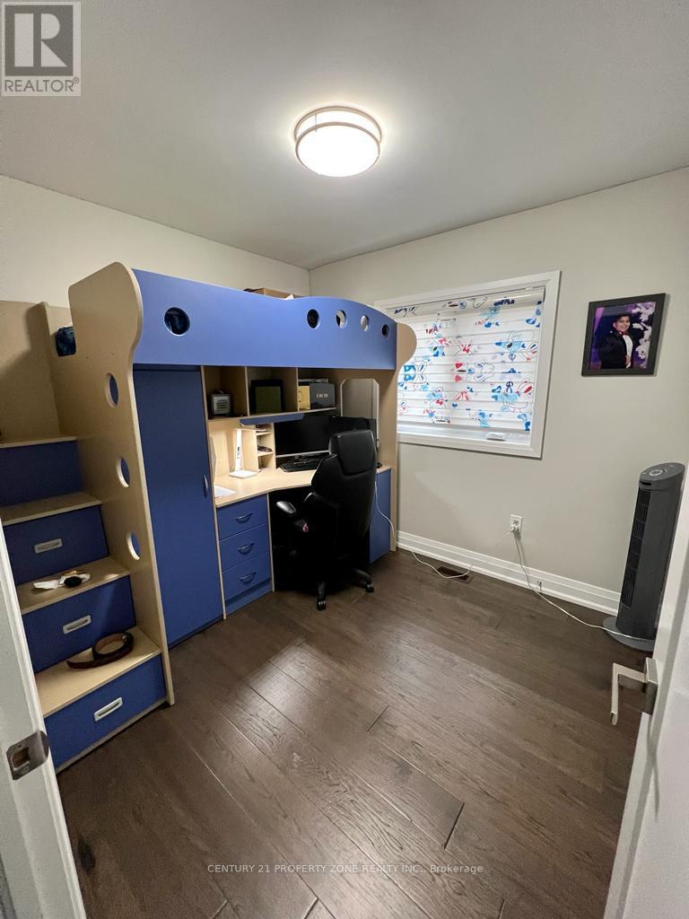 66 Fann Drive, Brampton, Ontario  L7A 4L3 - Photo 28 - W12627322