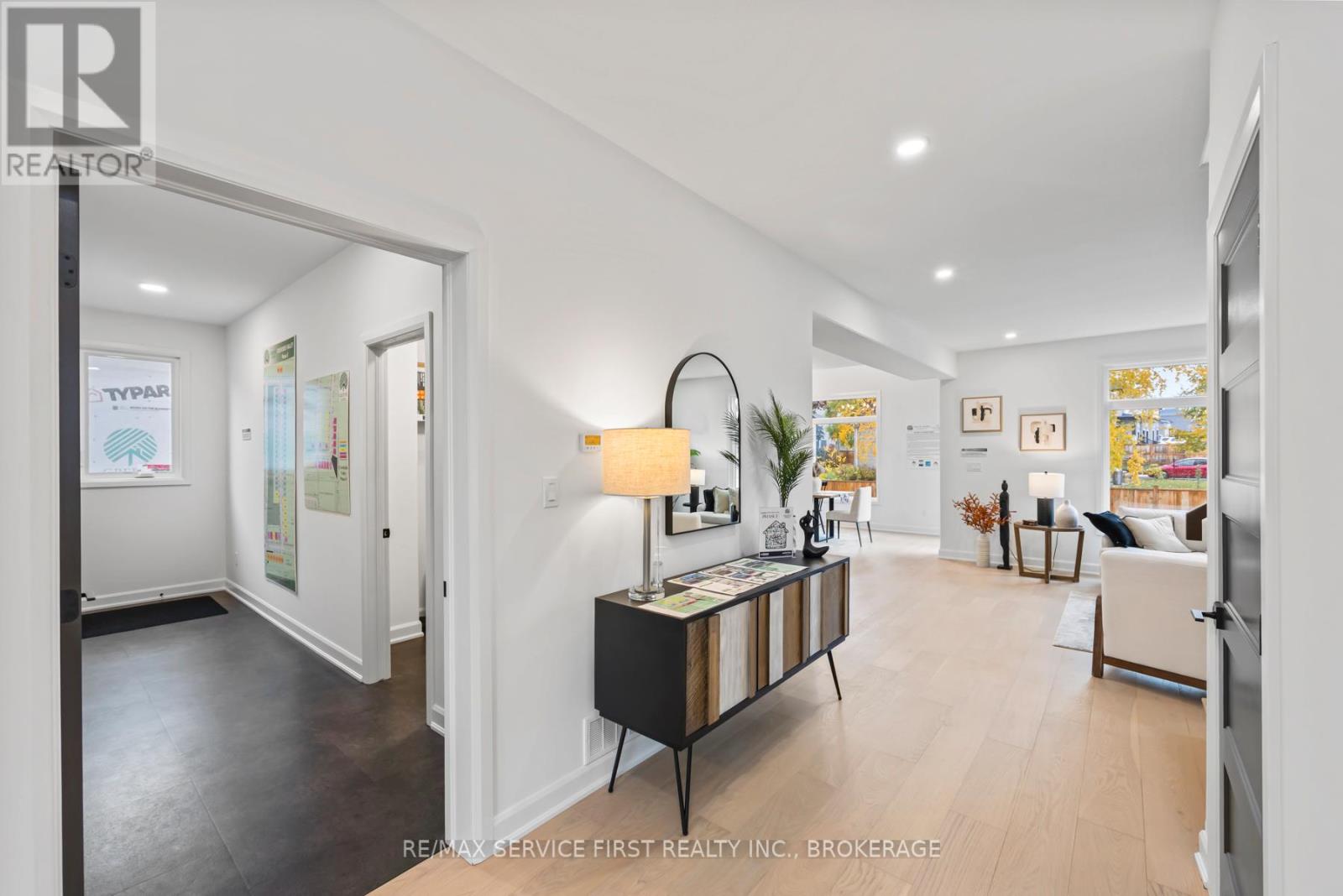 1366 Woodfield Crescent, Kingston, Ontario  K7P 0T3 - Photo 10 - X12627372