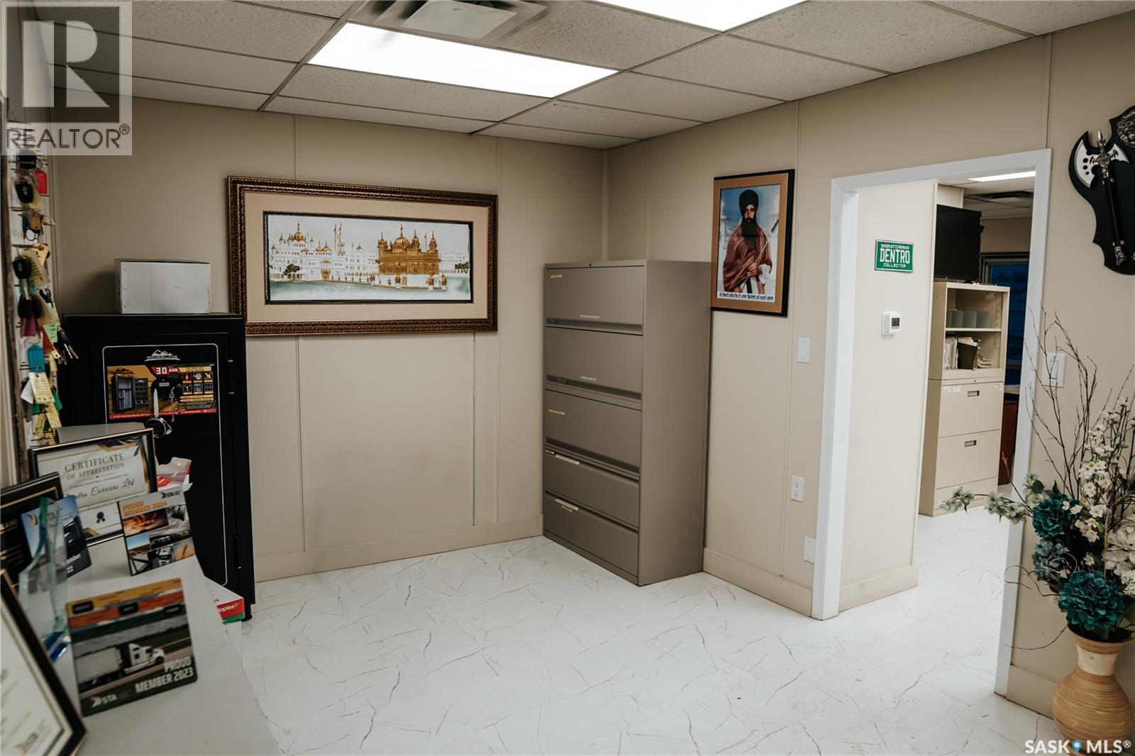 1155 Mackay Street, Regina, Saskatchewan  S4N 4X9 - Photo 15 - SK025208