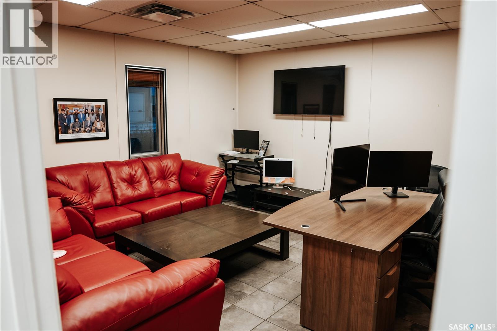 1155 Mackay Street, Regina, Saskatchewan  S4N 4X9 - Photo 13 - SK025208