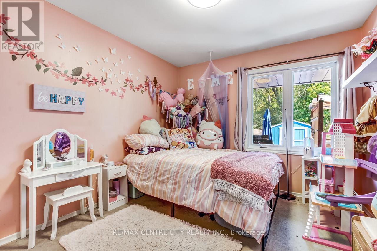 A - 263 Frances Street, Central Elgin, Ontario  N5L 1A8 - Photo 10 - X12627380