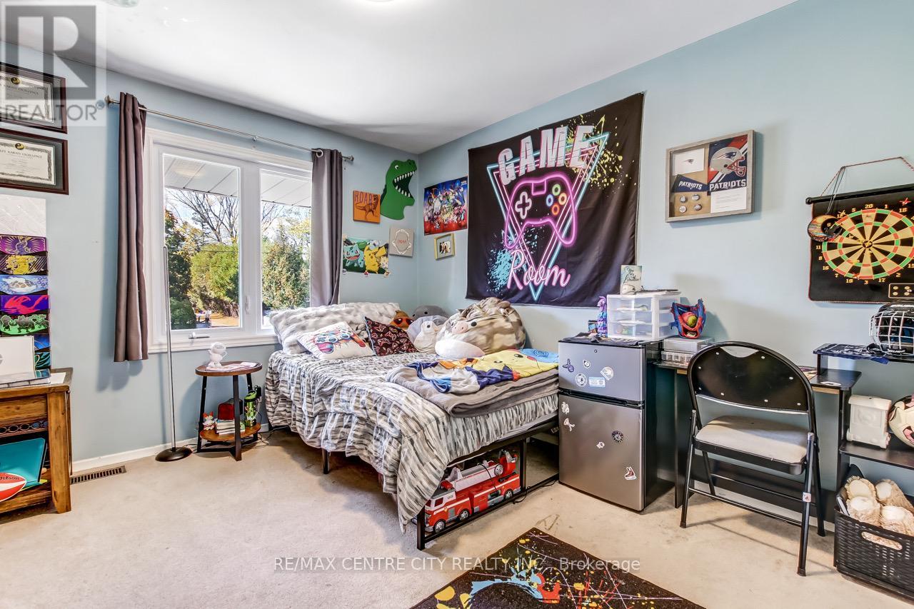 A - 263 Frances Street, Central Elgin, Ontario  N5L 1A8 - Photo 11 - X12627380