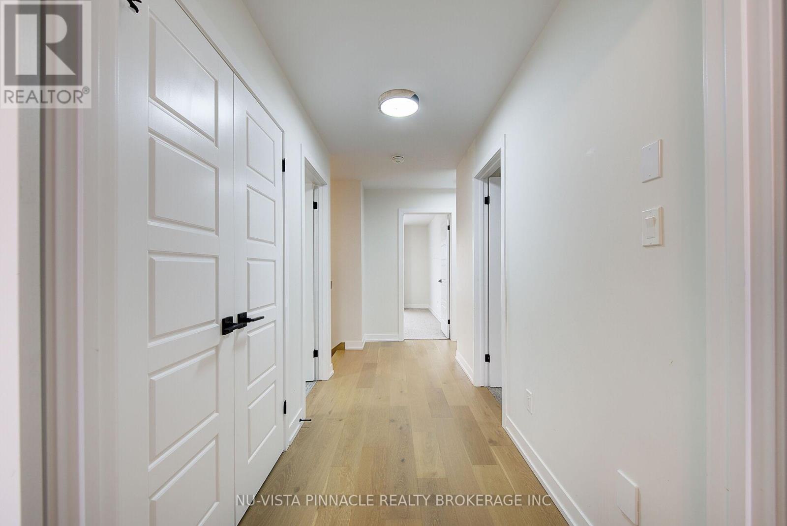 1895 Fountain Grass Drive, London South, Ontario  N6K 0M2 - Photo 29 - X12627510