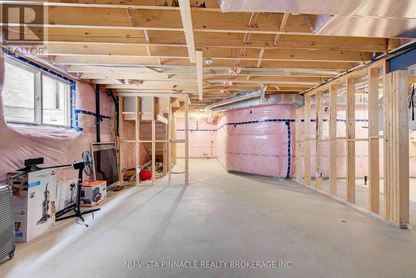 1895 Fountain Grass Drive, London South, Ontario  N6K 0M2 - Photo 36 - X12627510