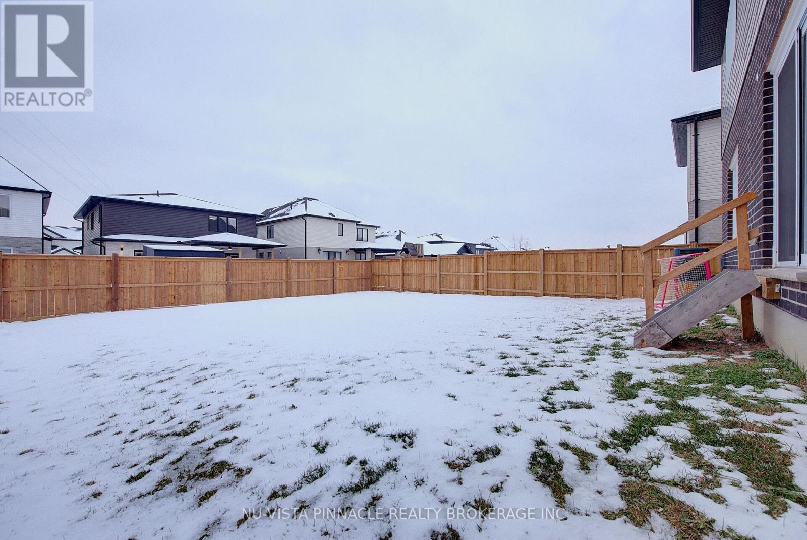 1895 Fountain Grass Drive, London South, Ontario  N6K 0M2 - Photo 39 - X12627510