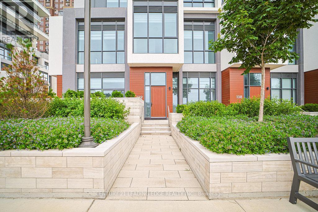 139 - 20 INN ON THE PK DRIVE, Toronto, Ontario