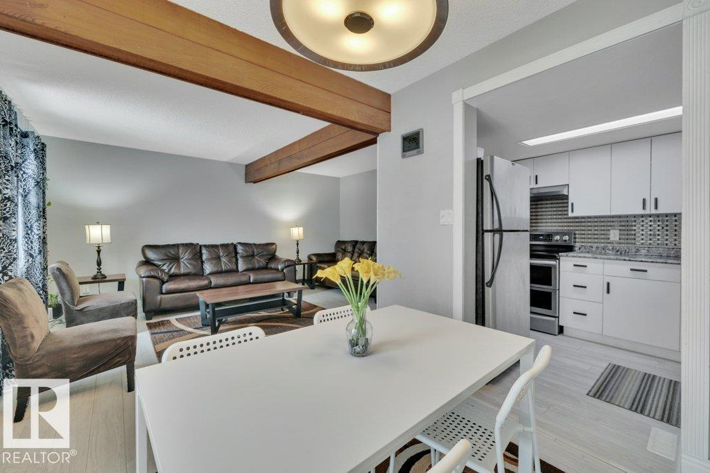 322 Willow Co Nw, Edmonton, Alberta  T5T 2K7 - Photo 9 - E4467931