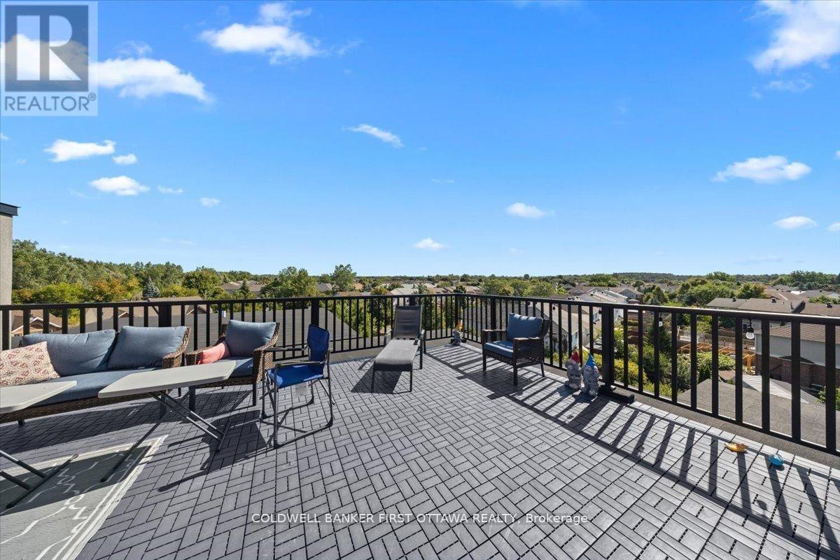 A & B - 25 Pennard Way, Ottawa, Ontario  K1T 4C1 - Photo 36 - X12627364