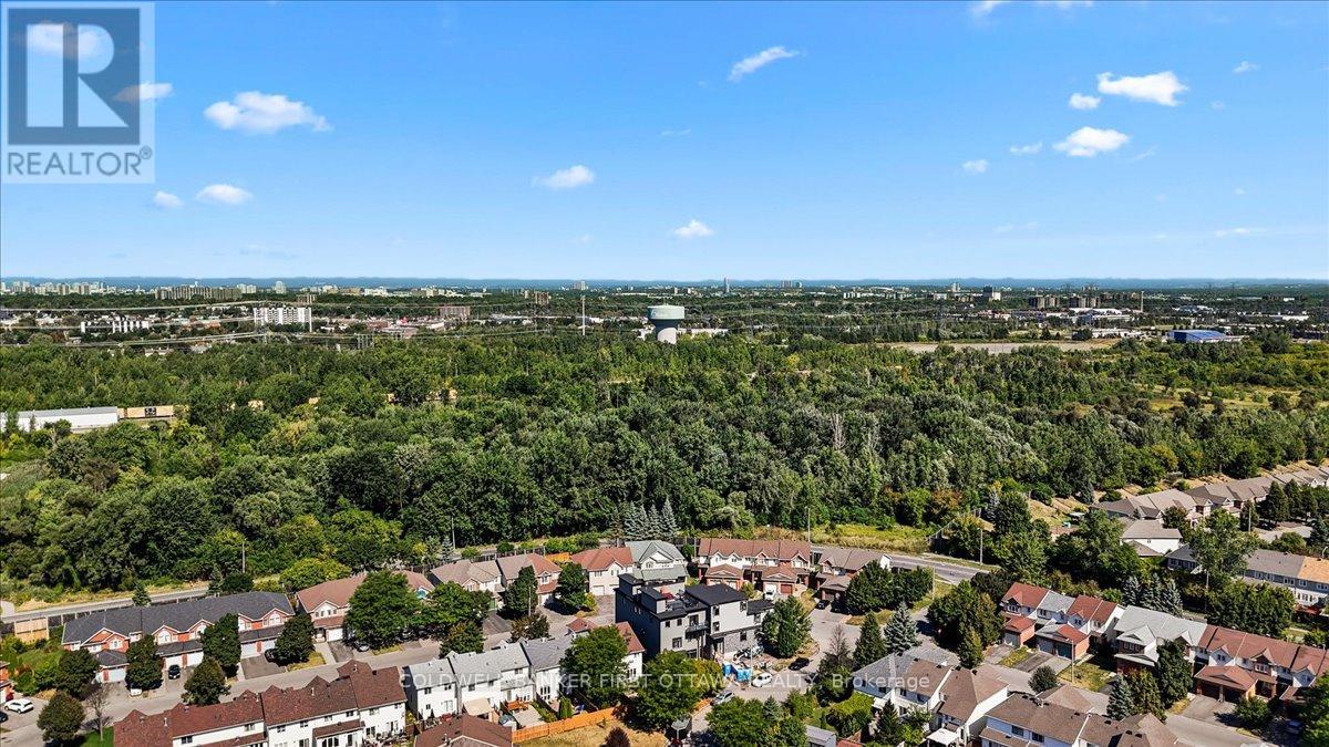 A & B - 25 Pennard Way, Ottawa, Ontario  K1T 4C1 - Photo 42 - X12627440