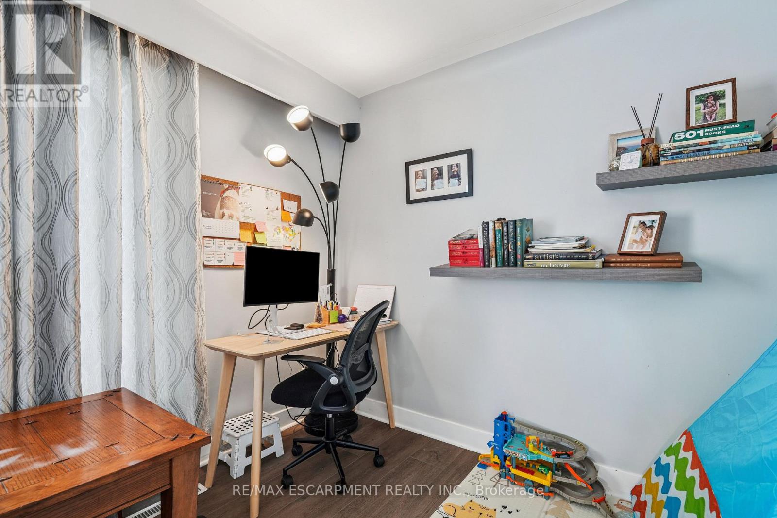 7792 Wilson Crescent, Niagara Falls, Ontario  L2G 4S4 - Photo 11 - X12627312