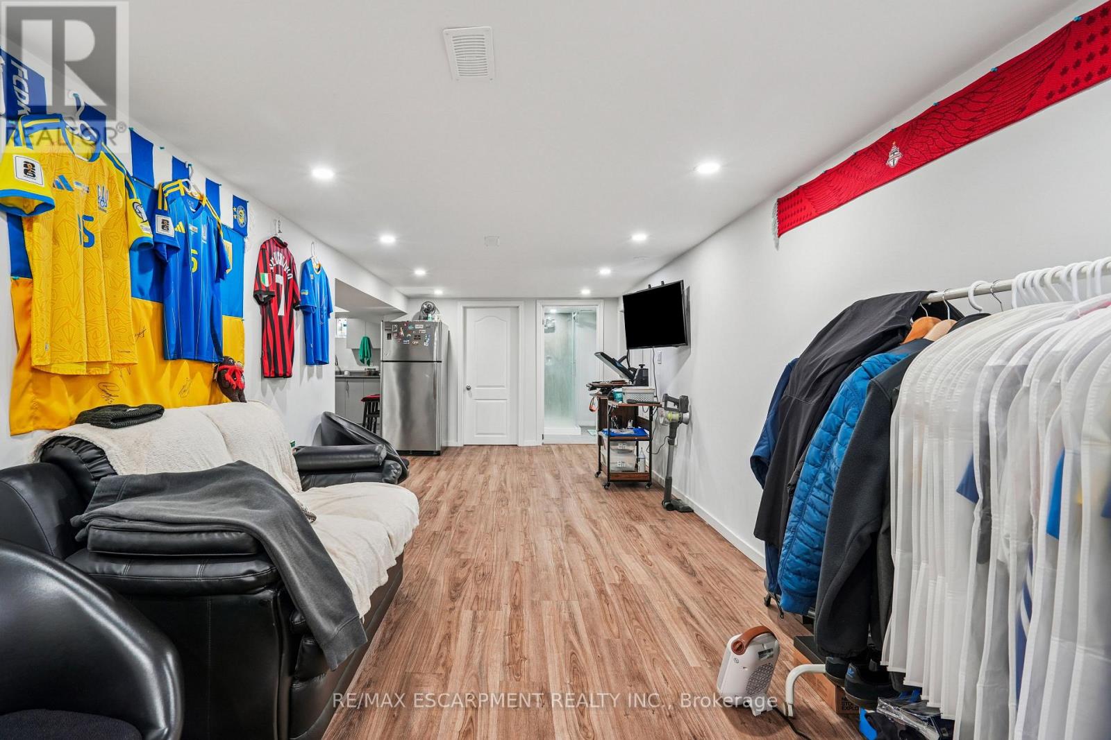 7792 Wilson Crescent, Niagara Falls, Ontario  L2G 4S4 - Photo 22 - X12627312