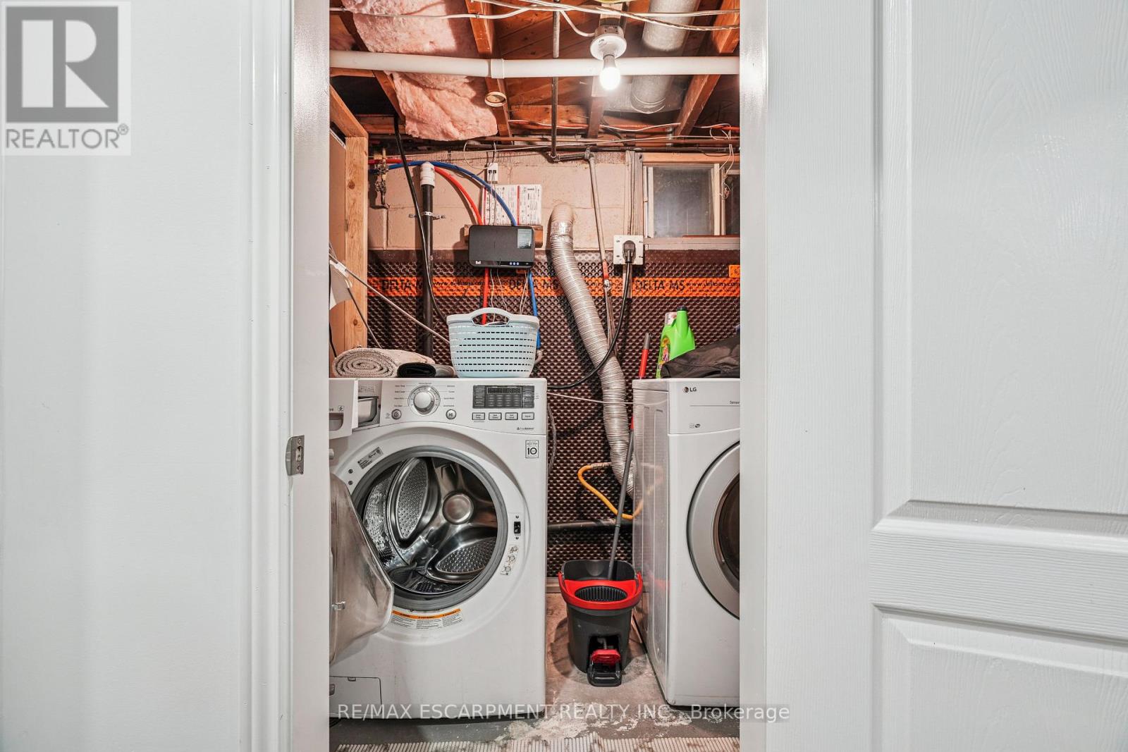 7792 Wilson Crescent, Niagara Falls, Ontario  L2G 4S4 - Photo 27 - X12627312