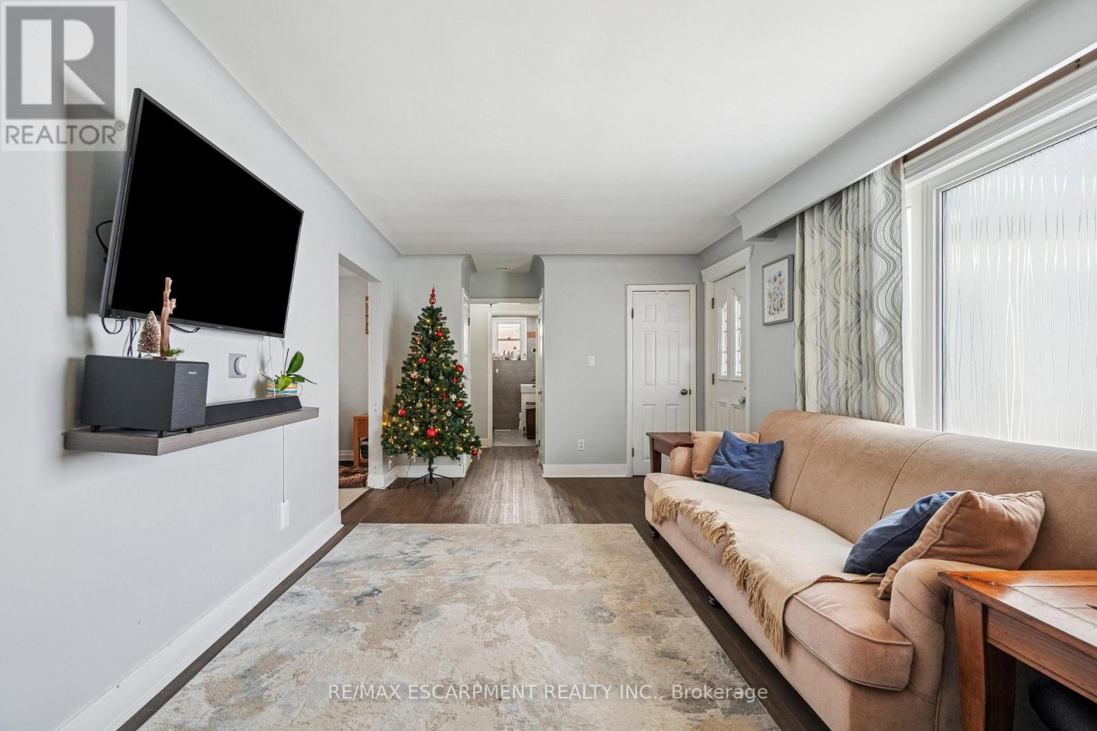 7792 Wilson Crescent, Niagara Falls, Ontario  L2G 4S4 - Photo 9 - X12627312