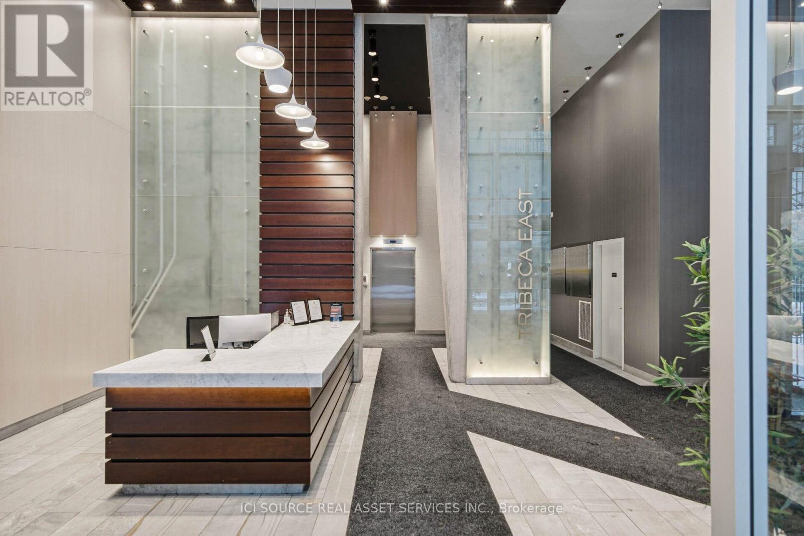 2206 - 40 Nepean Street, Ottawa, Ontario  K2P 0X5 - Photo 2 - X12627334