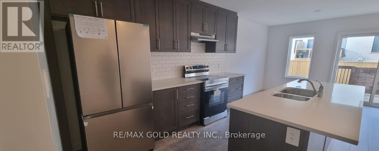 24 Oak Forest Common, Cambridge, Ontario  N1S 0G3 - Photo 5 - X12627336