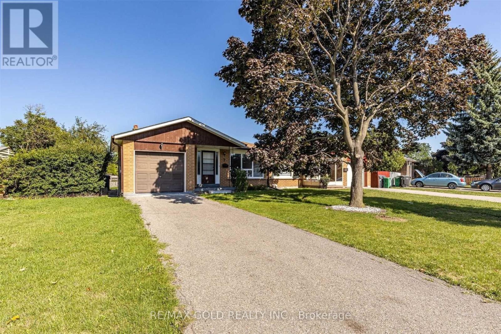 7 MONTJOY CRESCENT E, Brampton, Ontario