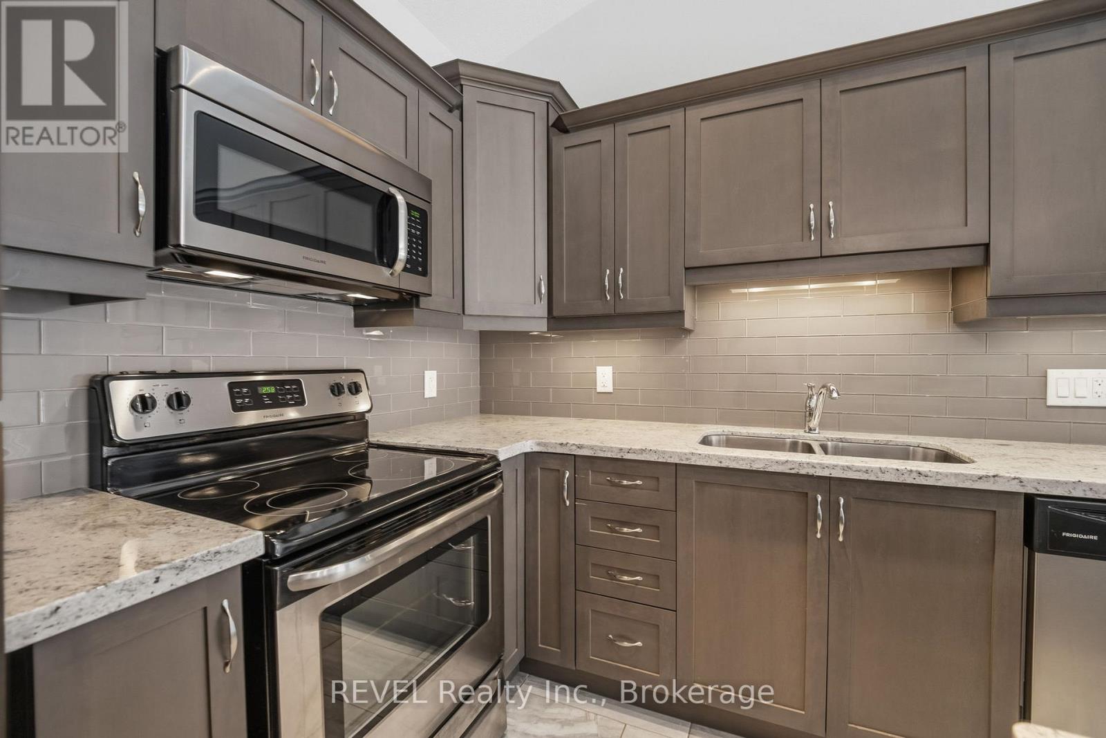 8 - 5490 Prince Edward Avenue, Niagara Falls (Hospital), Ontario  L2G 0G5 - Photo 10 - X12627358