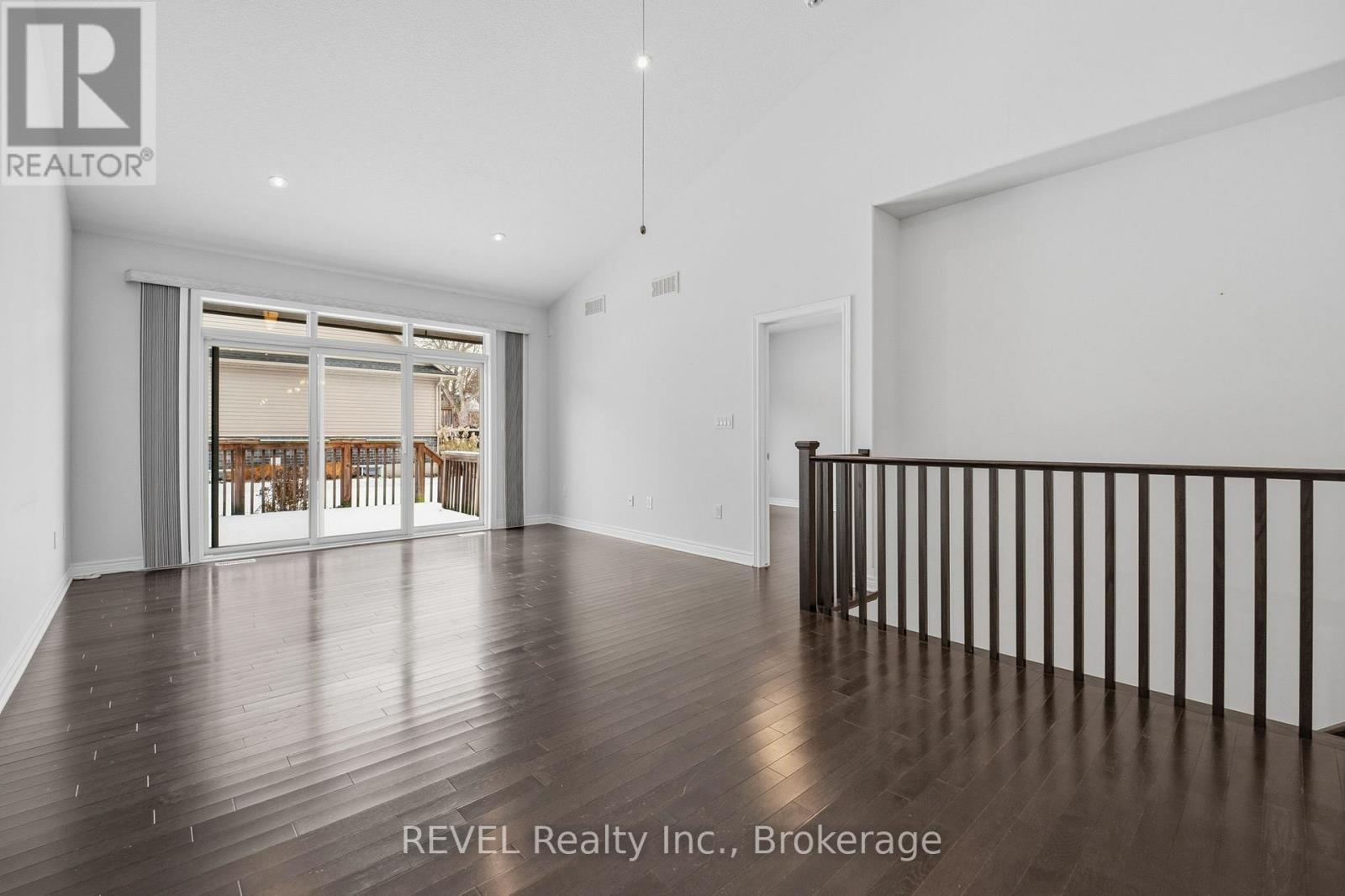 8 - 5490 Prince Edward Avenue, Niagara Falls (Hospital), Ontario  L2G 0G5 - Photo 14 - X12627358