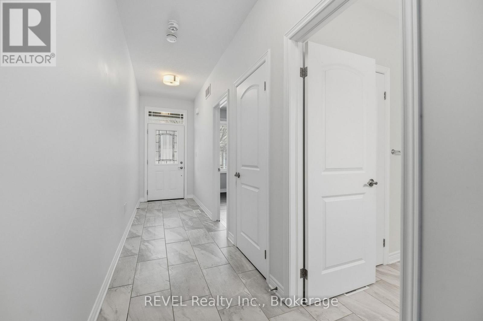 8 - 5490 Prince Edward Avenue, Niagara Falls (Hospital), Ontario  L2G 0G5 - Photo 22 - X12627358