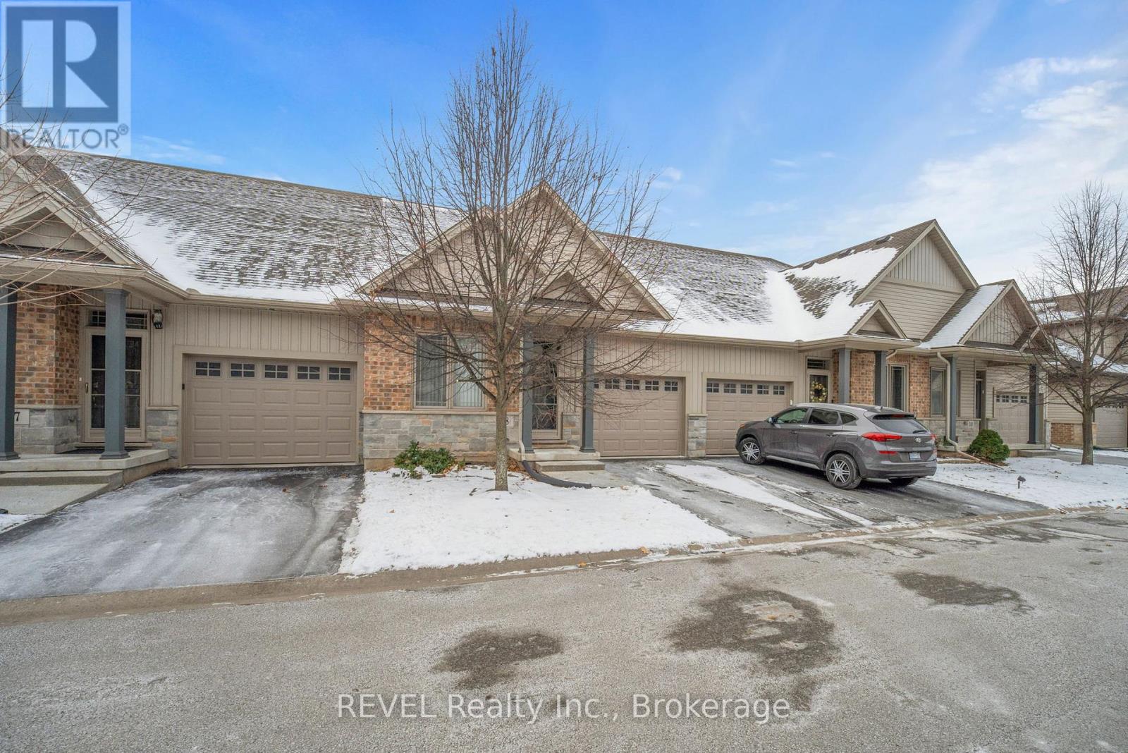 8 - 5490 Prince Edward Avenue, Niagara Falls (Hospital), Ontario  L2G 0G5 - Photo 3 - X12627358