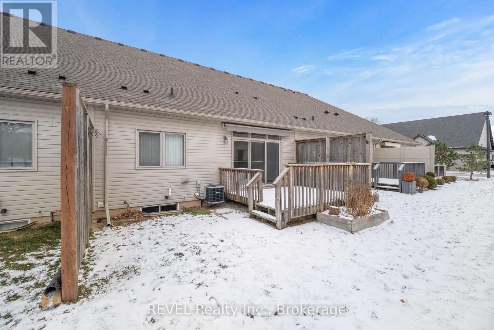 8 - 5490 Prince Edward Avenue, Niagara Falls (Hospital), Ontario  L2G 0G5 - Photo 32 - X12627358