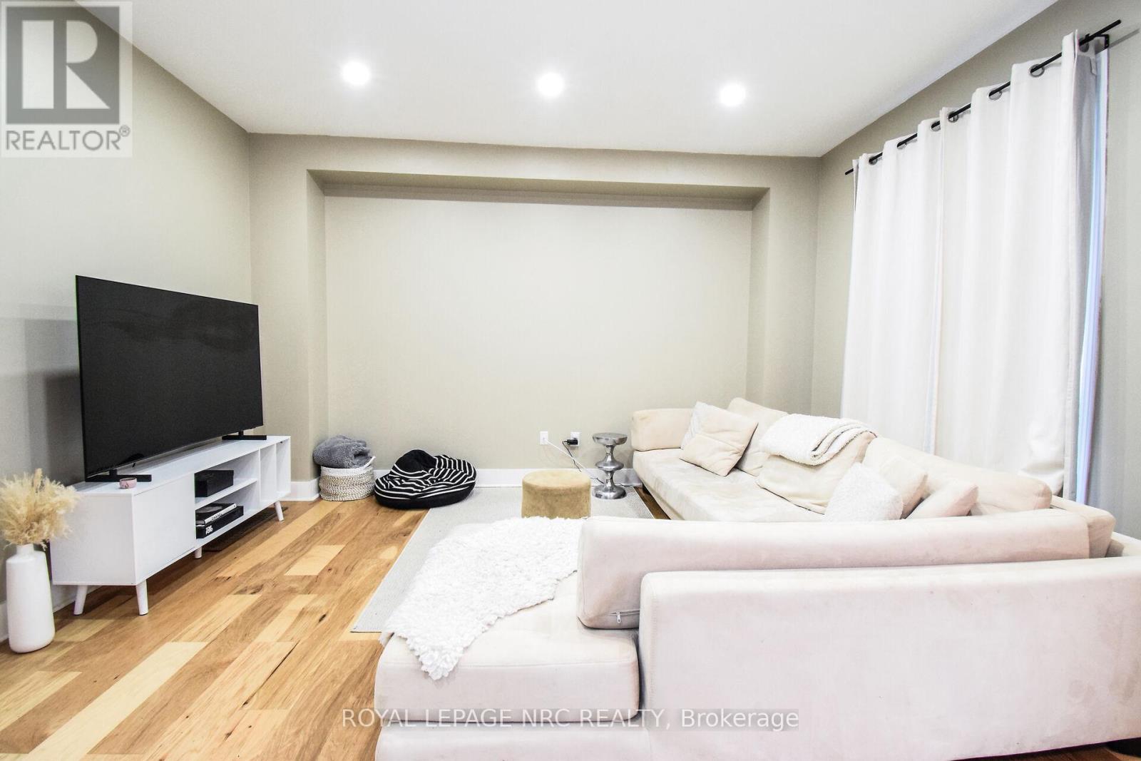 7794 Sassafras Trail, Niagara Falls, Ontario  L2H 0N5 - Photo 12 - X12627452