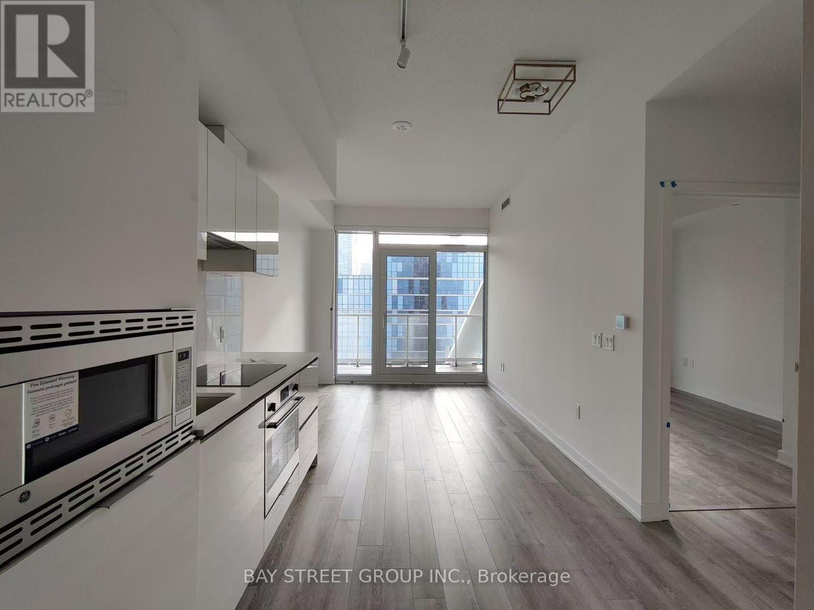 2115 - 230 Simcoe Street, Toronto, Ontario  M5T 0G7 - Photo 8 - C12614144