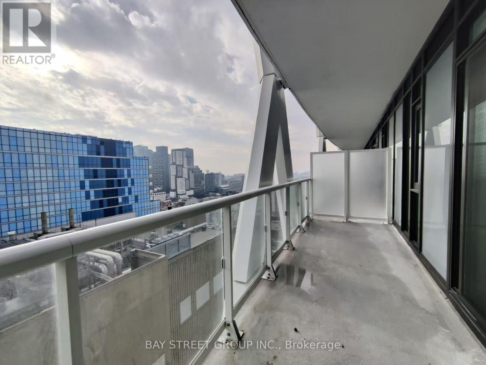 2115 - 230 Simcoe Street, Toronto, Ontario  M5T 0G7 - Photo 5 - C12614144