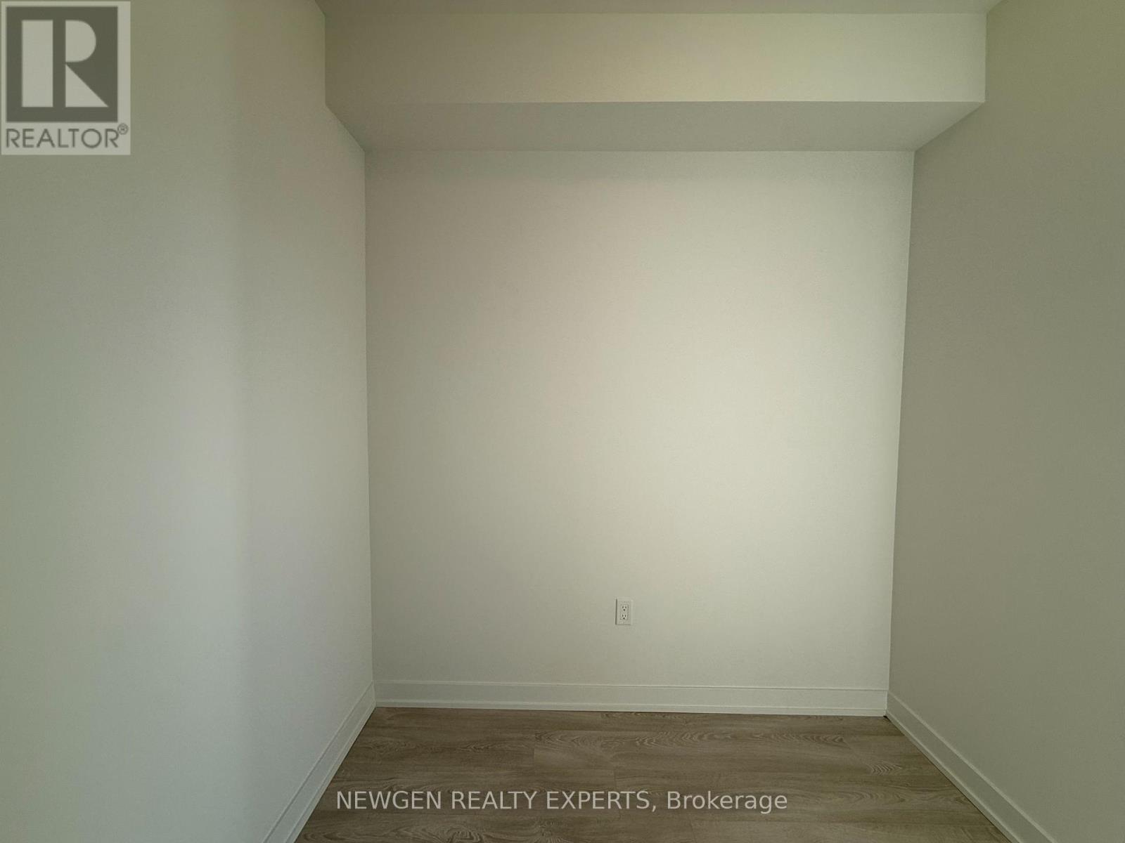 913 - 1 Quarrington Lane, Toronto, Ontario  M3C 0S4 - Photo 4 - C12621864