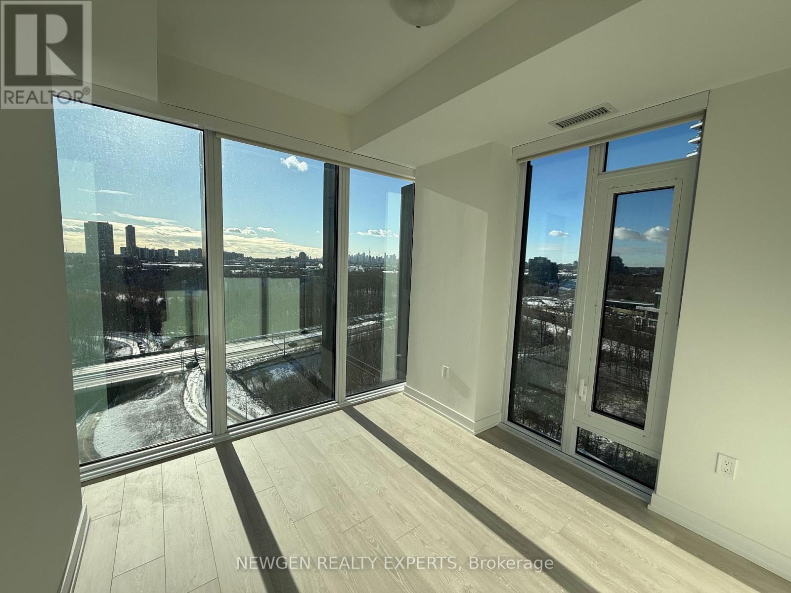 913 - 1 Quarrington Lane, Toronto, Ontario  M3C 0S4 - Photo 12 - C12621864