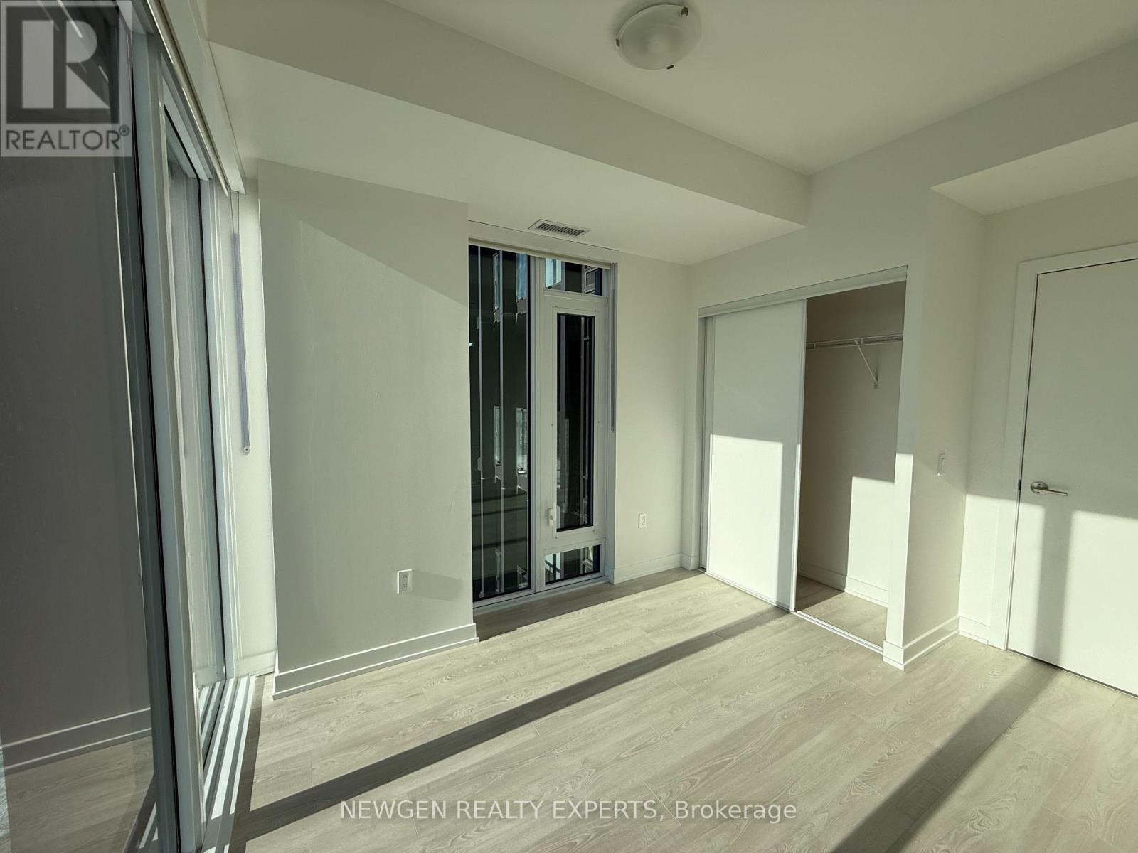 913 - 1 Quarrington Lane, Toronto, Ontario  M3C 0S4 - Photo 13 - C12621864