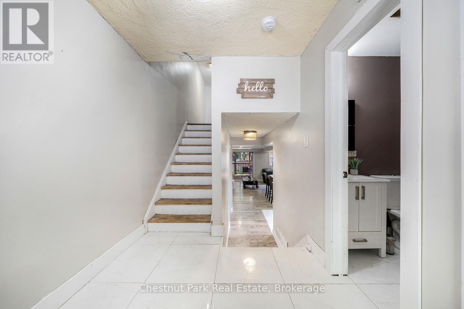 50 Stewart Avenue, New Tecumseth, Ontario L9R 1C2 - Photo 18 - N12627478