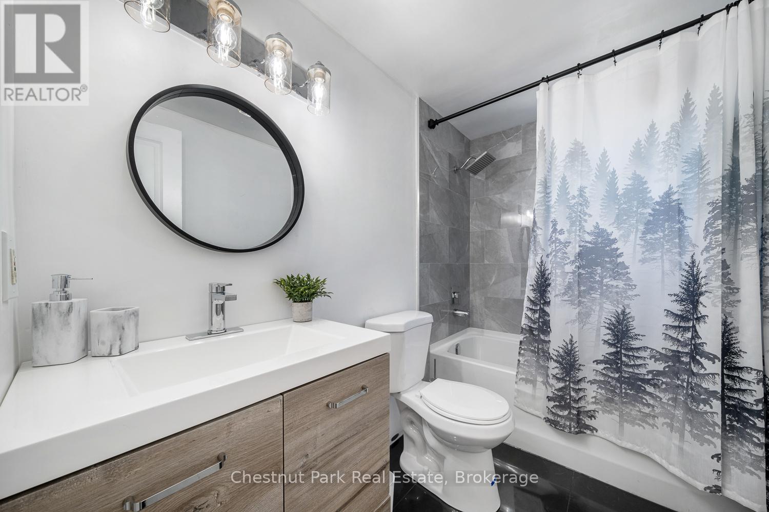 50 Stewart Avenue, New Tecumseth, Ontario L9R 1C2 - Photo 21 - N12627478