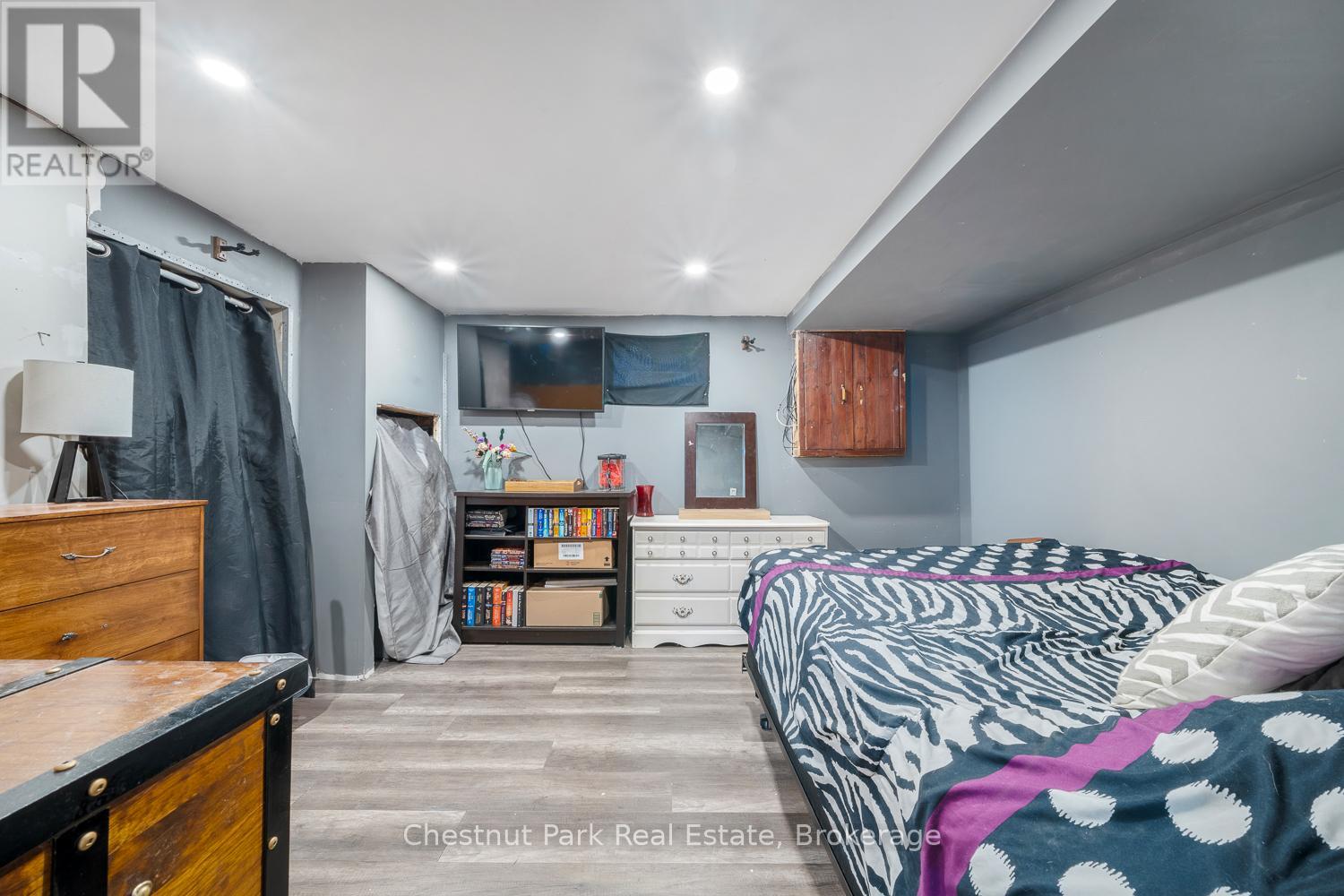 50 Stewart Avenue, New Tecumseth, Ontario L9R 1C2 - Photo 26 - N12627478