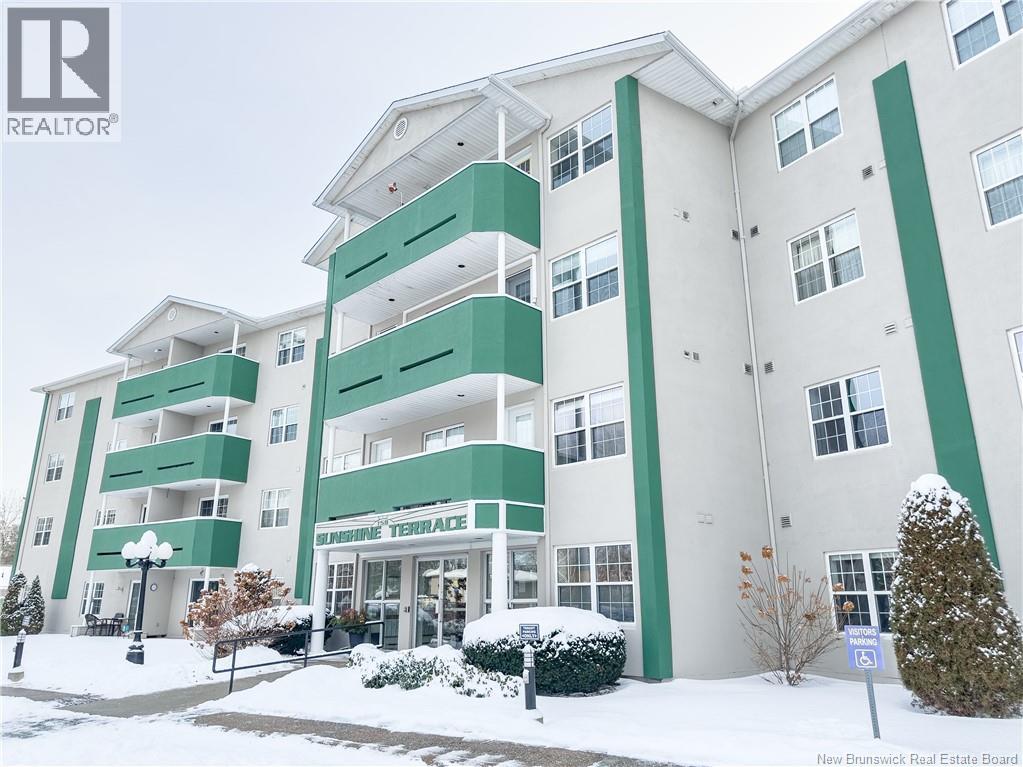 <h3>$274,900</h3><p>158 Hanwell Road Unit# 102, Fredericton, New Brunswick</p>
