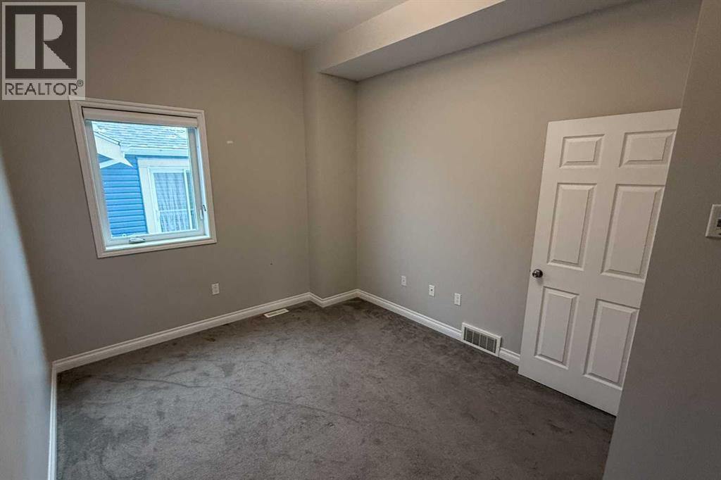 333 2 Street E, Drumheller, Alberta  T0J 0Y4 - Photo 11 - A2263230