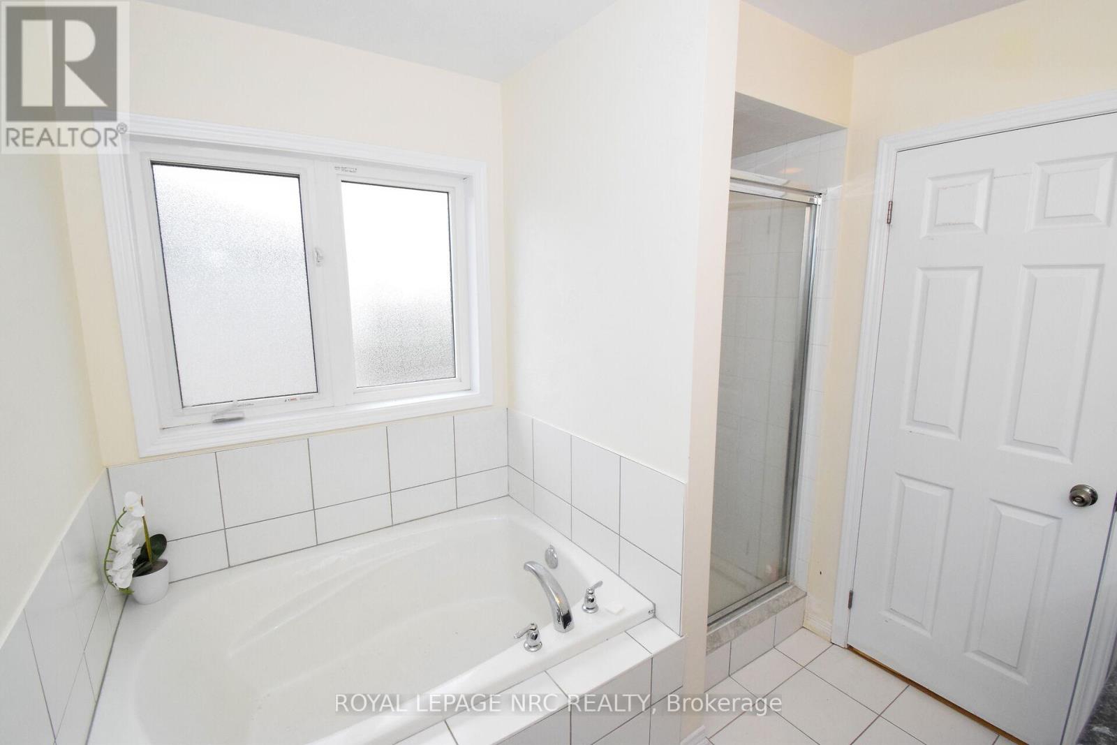 7794 Sassafras Trail, Niagara Falls, Ontario  L2H 0N5 - Photo 36 - X12627452