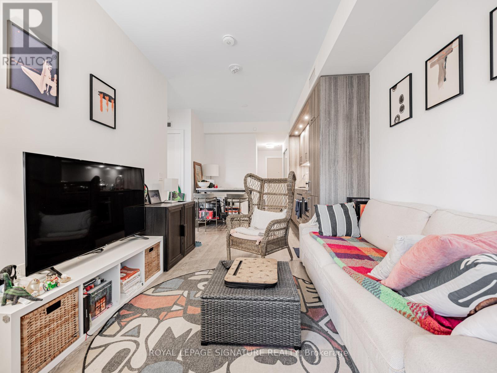 811 - 480 Front Street, Toronto (Waterfront Communities), Ontario  M5V 0V5 - Photo 4 - C12627396