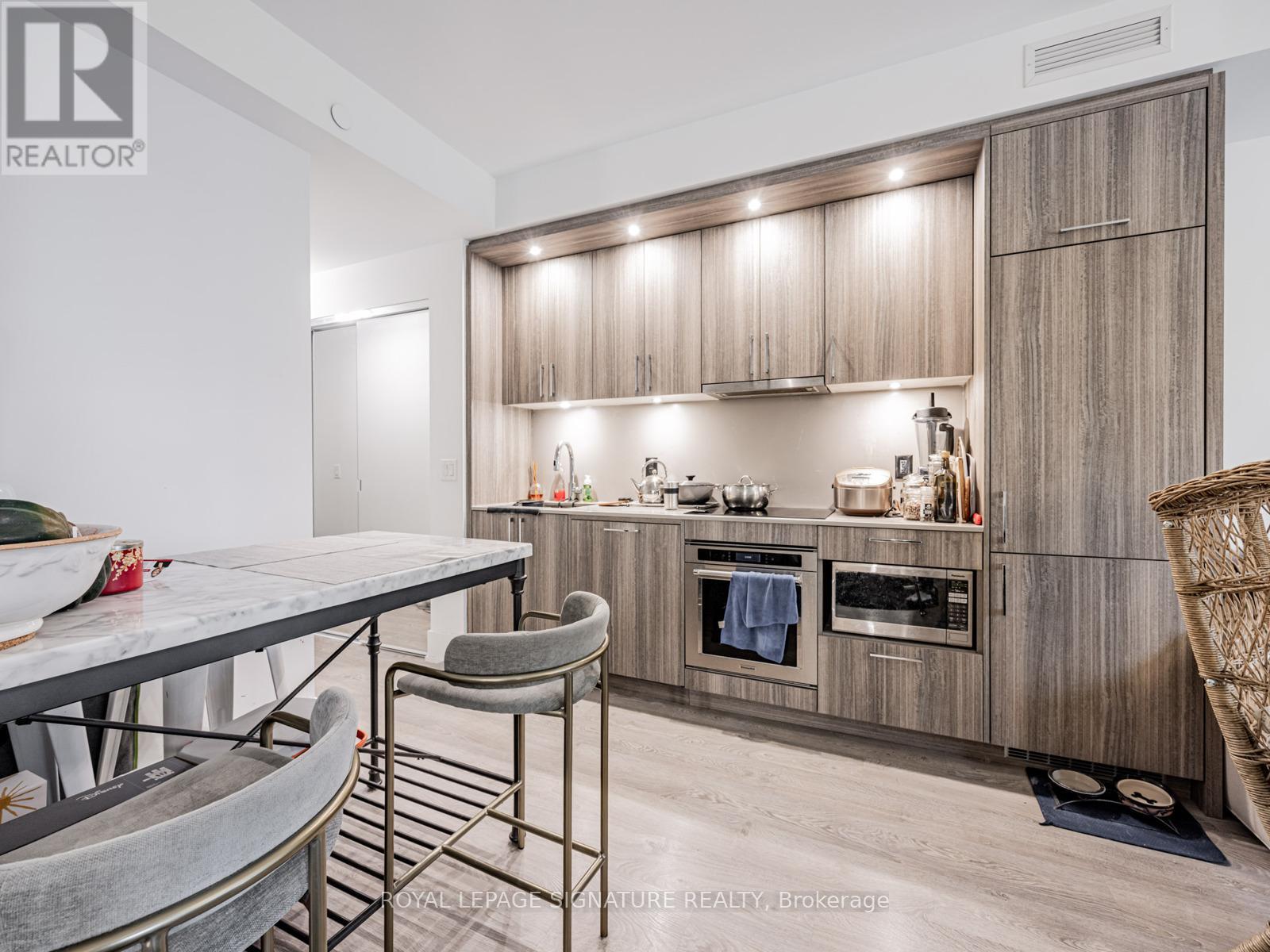 811 - 480 Front Street, Toronto (Waterfront Communities), Ontario  M5V 0V5 - Photo 5 - C12627396