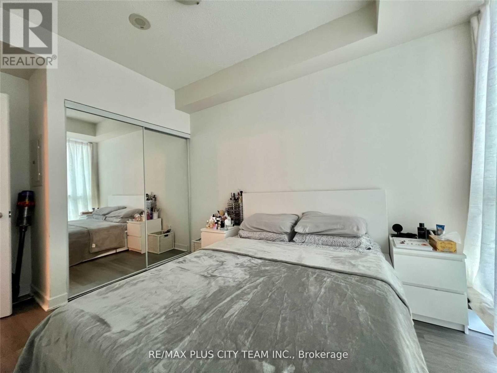 2501 - 33 Bay Street, Toronto, Ontario  M5J 2Z3 - Photo 13 - C12627400