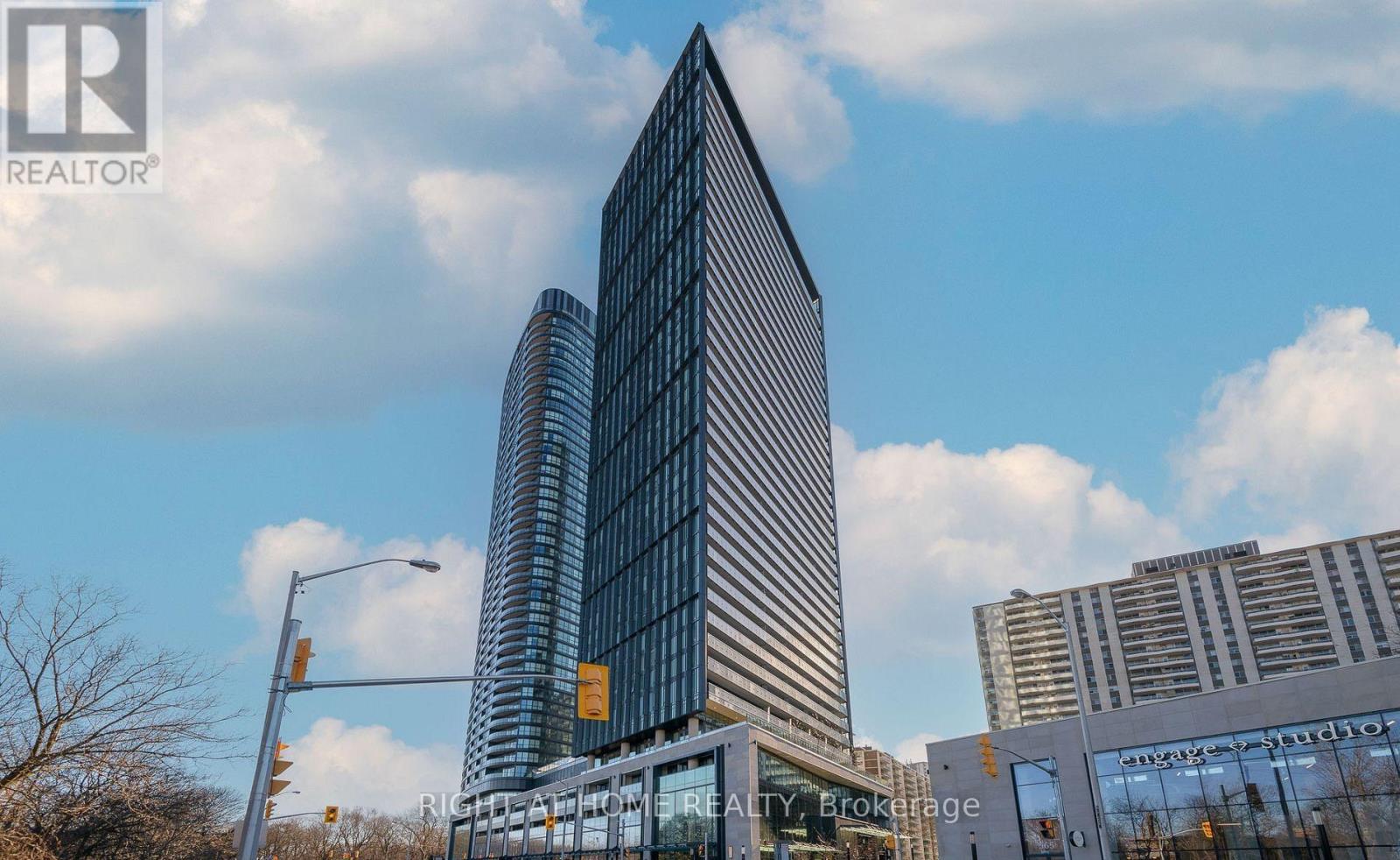419 - 585 BLOOR STREET E, Toronto, Ontario
