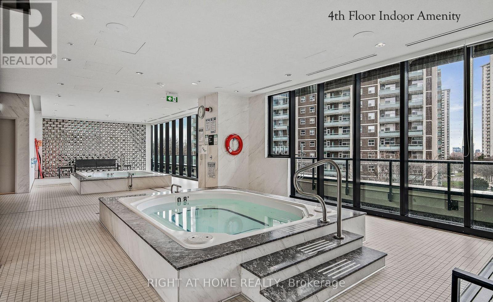 419 - 585 Bloor Street E, Toronto, Ontario  M4W 0B3 - Photo 8 - C12627432