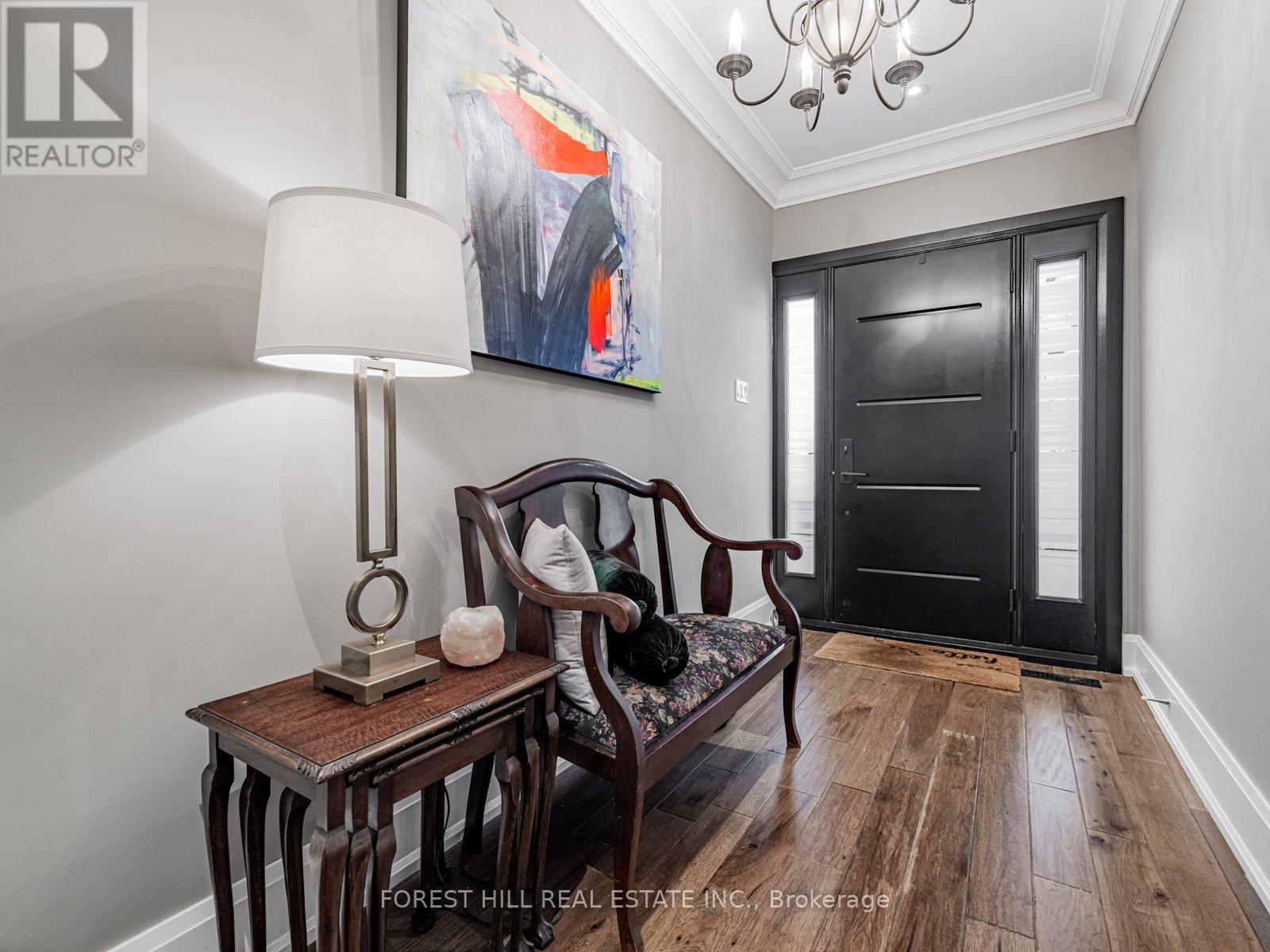 30 Chiswell Crescent, Toronto, Ontario  M2N 6E1 - Photo 4 - C12627456