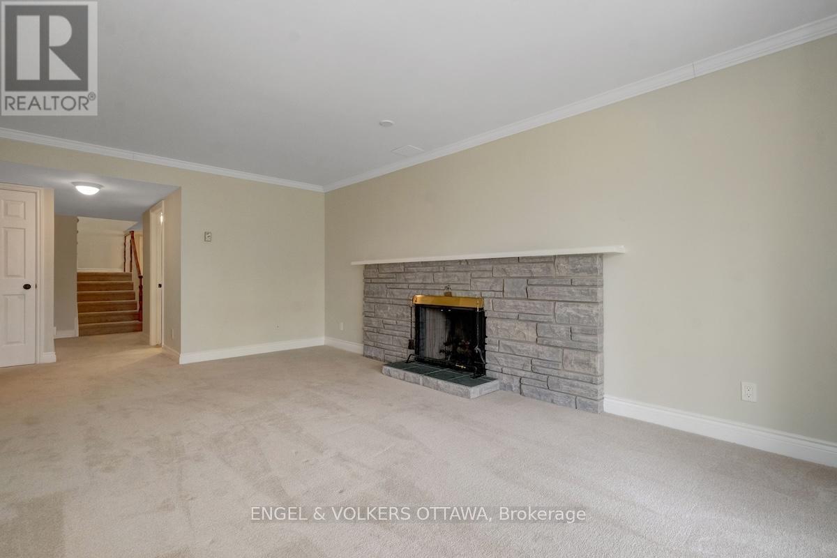 25 Bittern Court, Ottawa, Ontario  K1L 8K9 - Photo 32 - X12601440