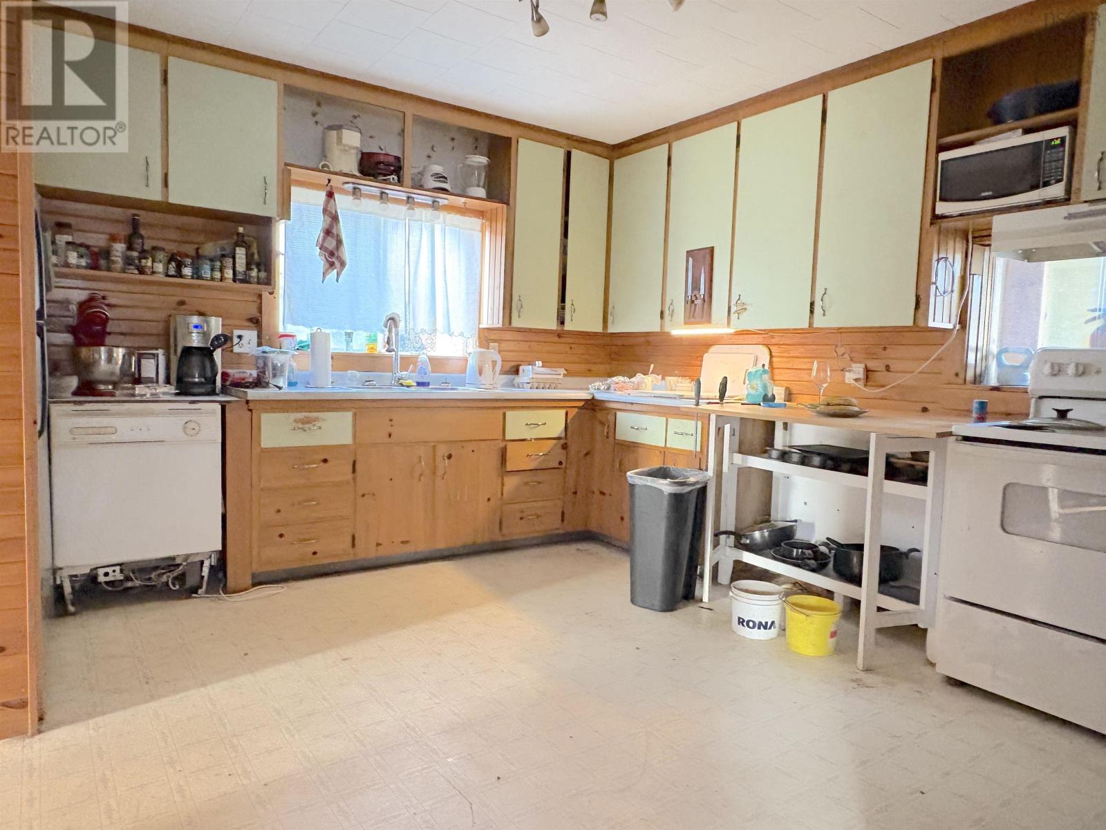 142 Mowatt Street, Shelburne, Nova Scotia B0T 1W0 - Photo 7 - 202527448