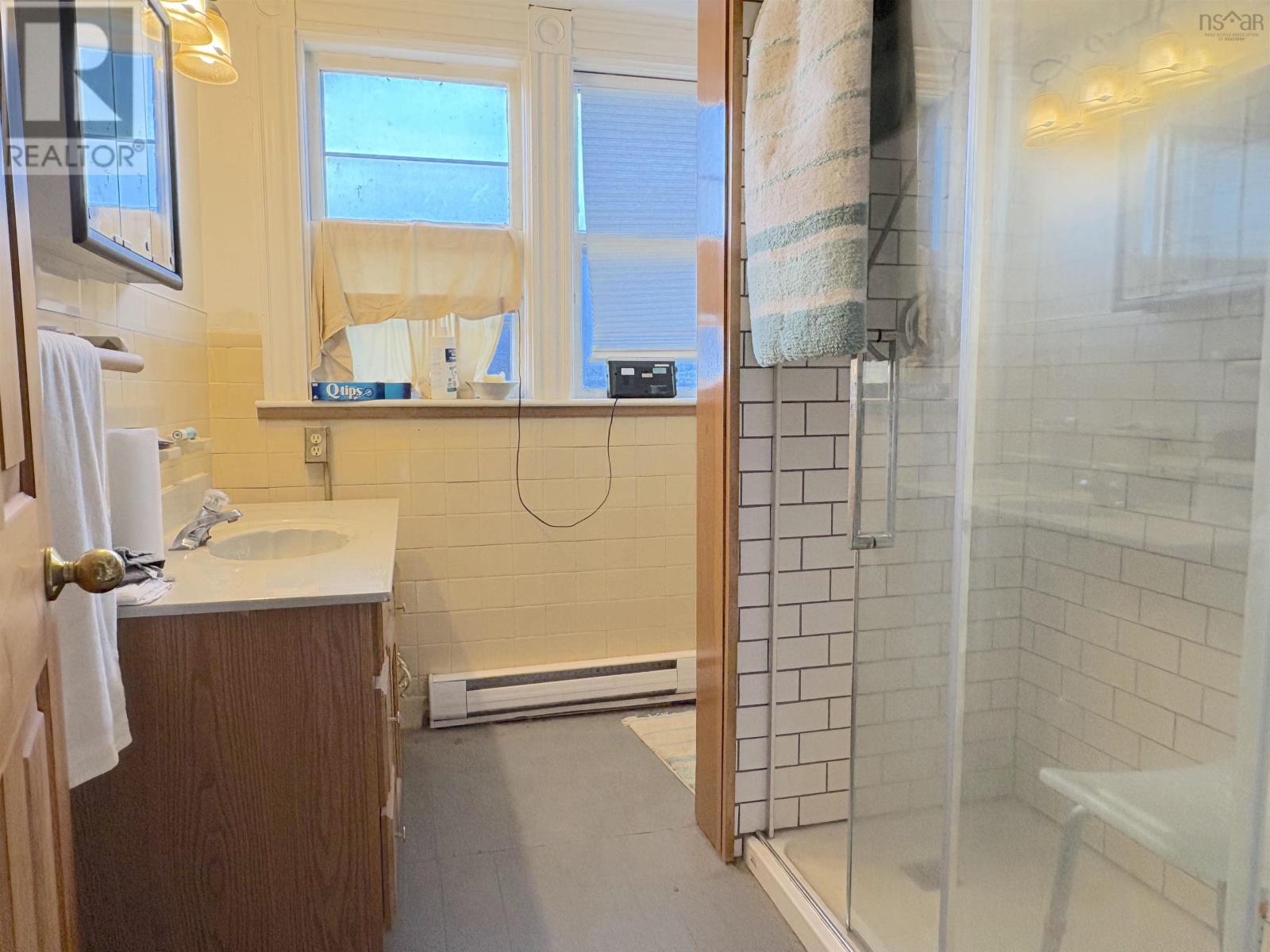 142 Mowatt Street, Shelburne, Nova Scotia B0T 1W0 - Photo 10 - 202527448