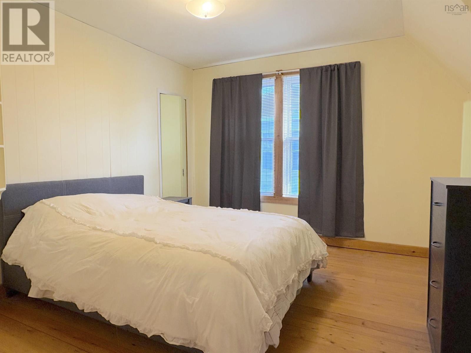 142 Mowatt Street, Shelburne, Nova Scotia B0T 1W0 - Photo 12 - 202527448