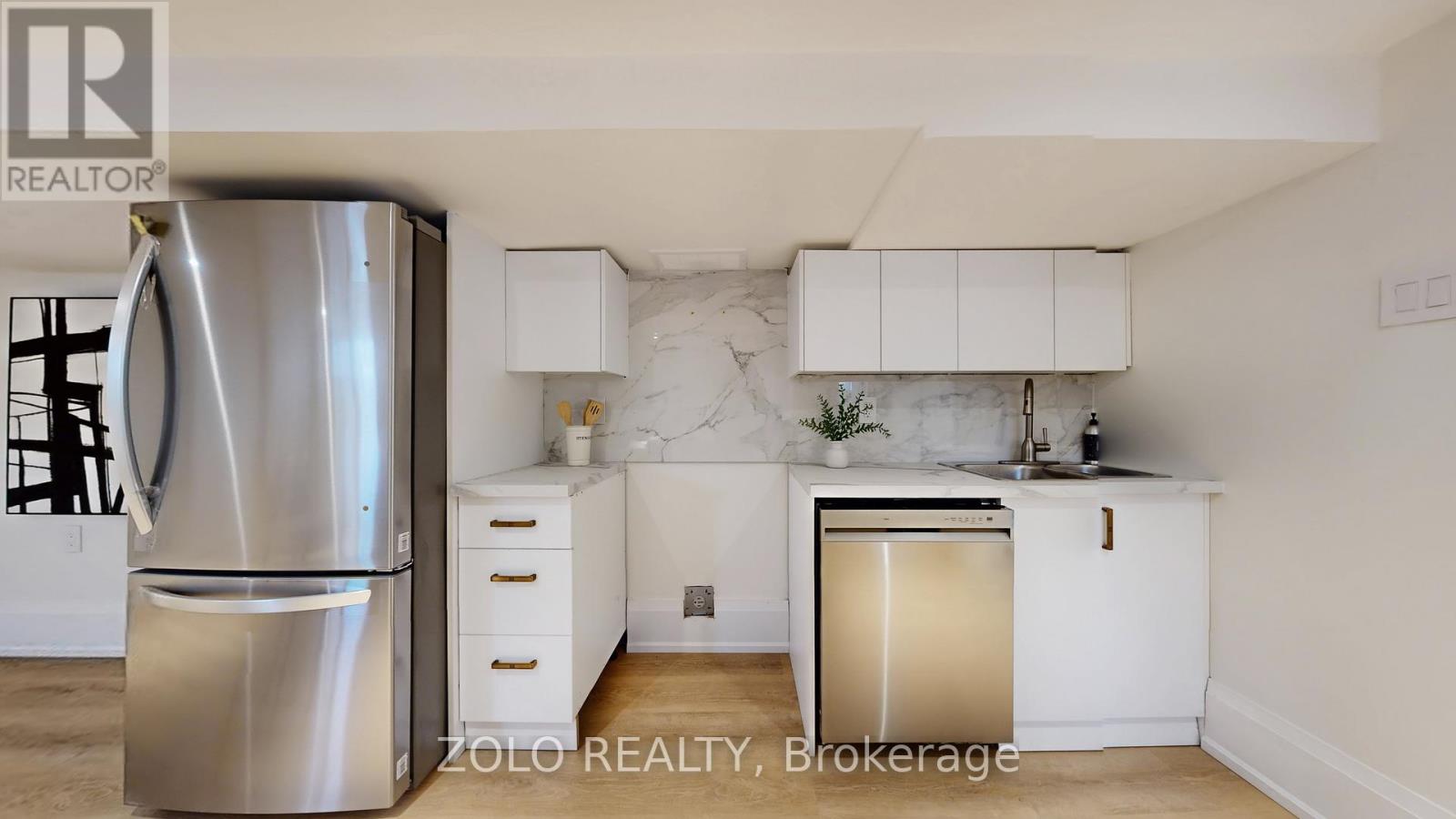 98 Woodmount Avenue, Toronto, Ontario  M4C 3Y2 - Photo 39 - E12627398