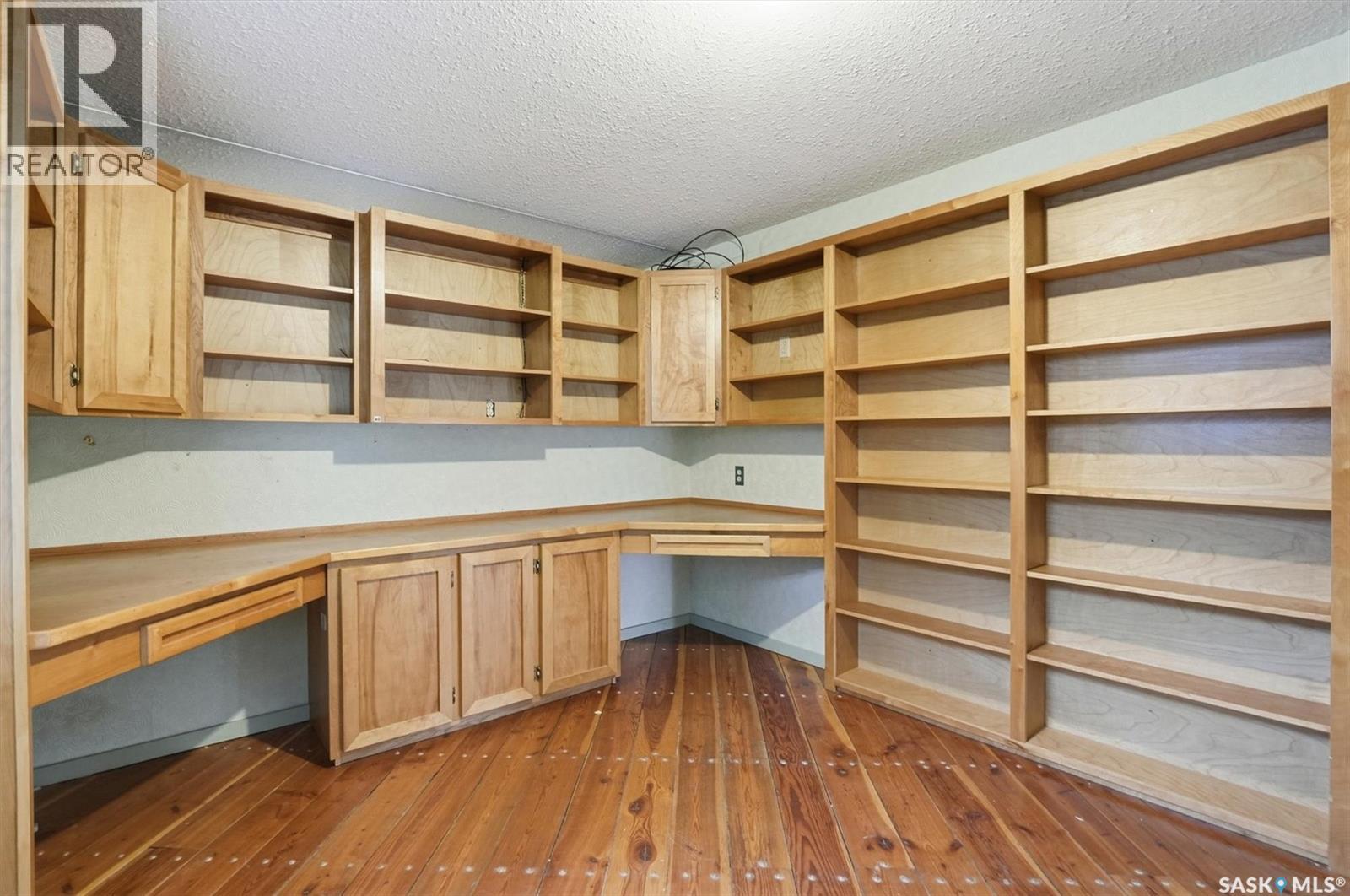 330 Fehr Crescent, Martensville, Saskatchewan  S0K 0A2 - Photo 17 - SK025522